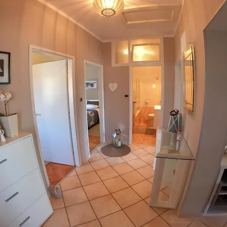 Apartment Violic