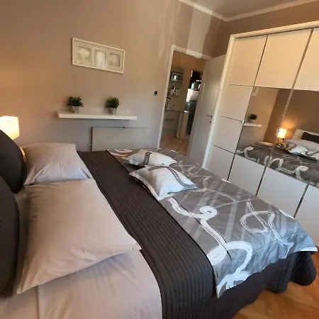 Violic Apartment *