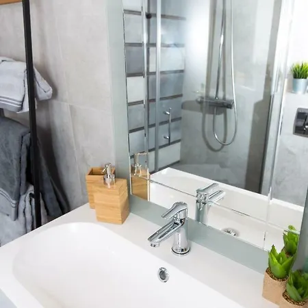Violic Apartment *